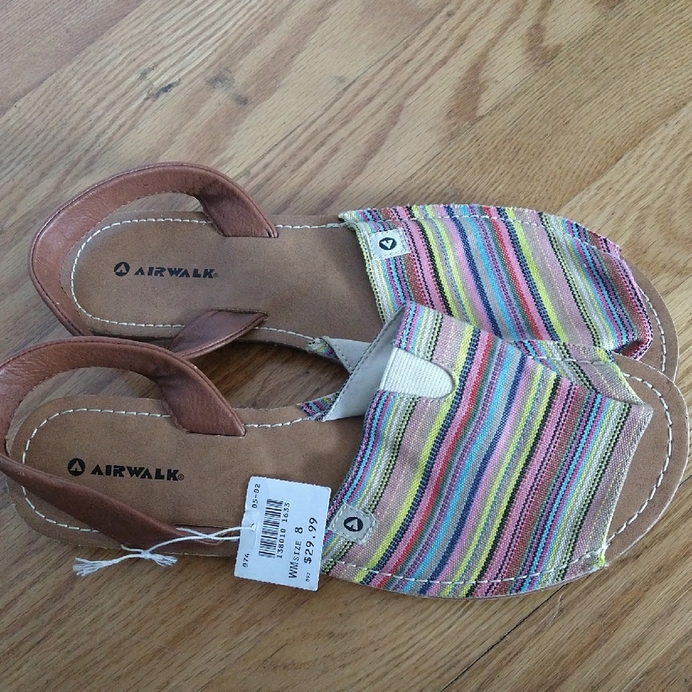 Airwalk Women's Multicolor Sandals